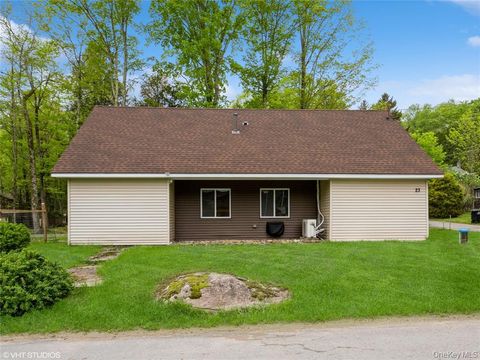 23 Woodland Way Smallwood NY 12720
