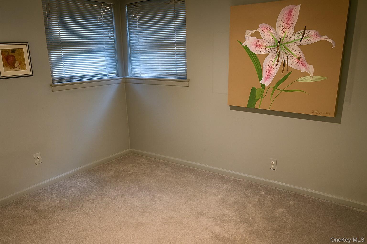 Elmont, New York 11003, United States, 5 Bedrooms Bedrooms, ,3 BathroomsBathrooms,Residential,Coming Soon,243949