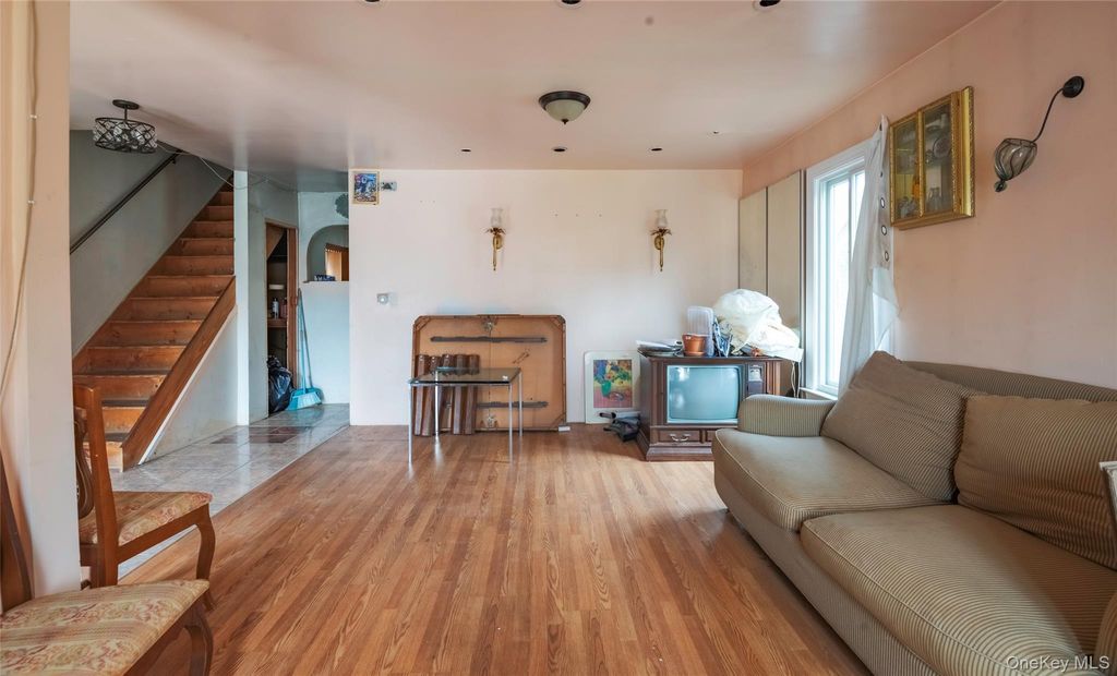 Photo of 13360 244th Street, Rosedale, NY 11422 (MLS # 998695)