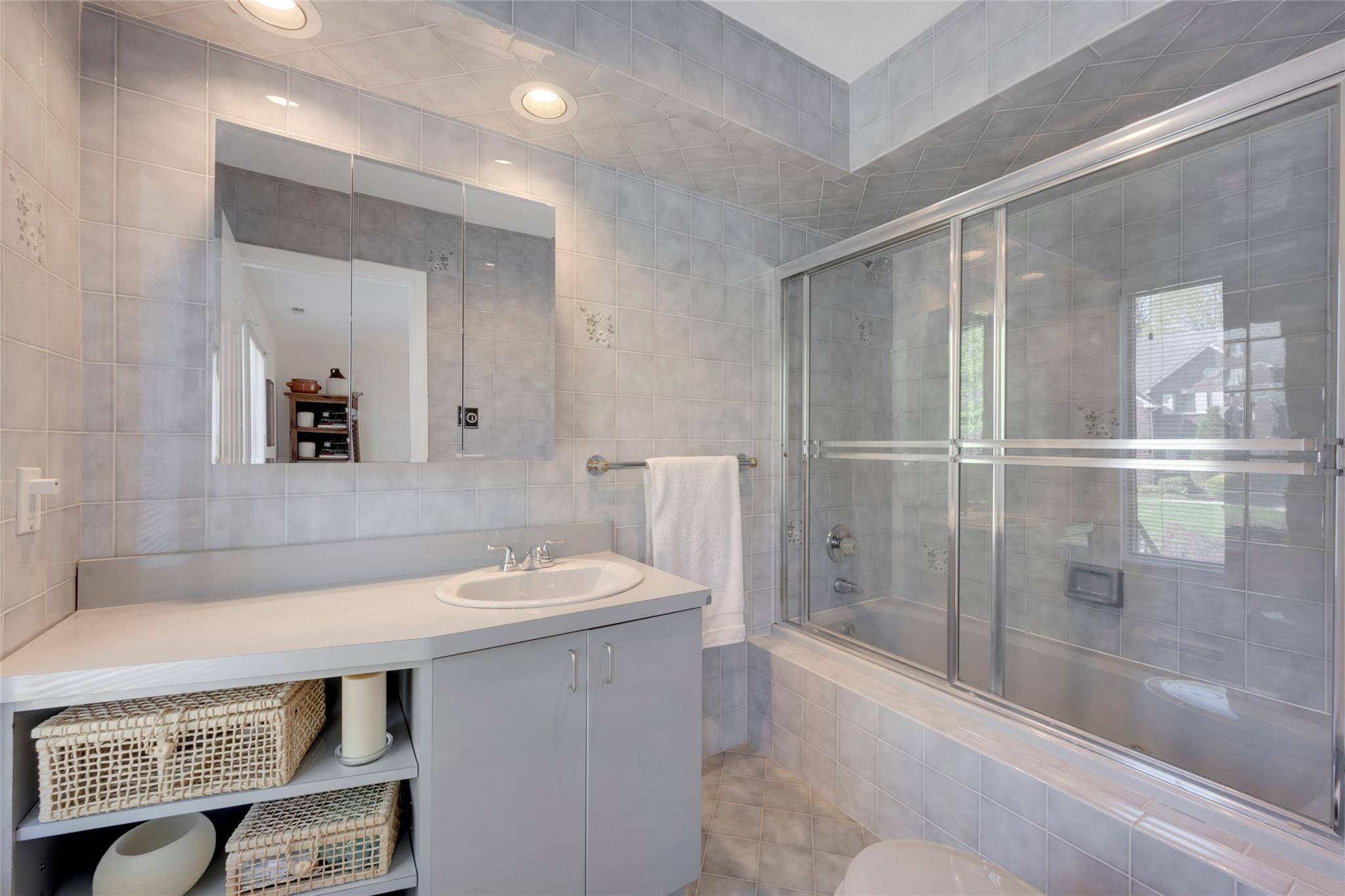 155 Barton Road, White Plains, New York image 11