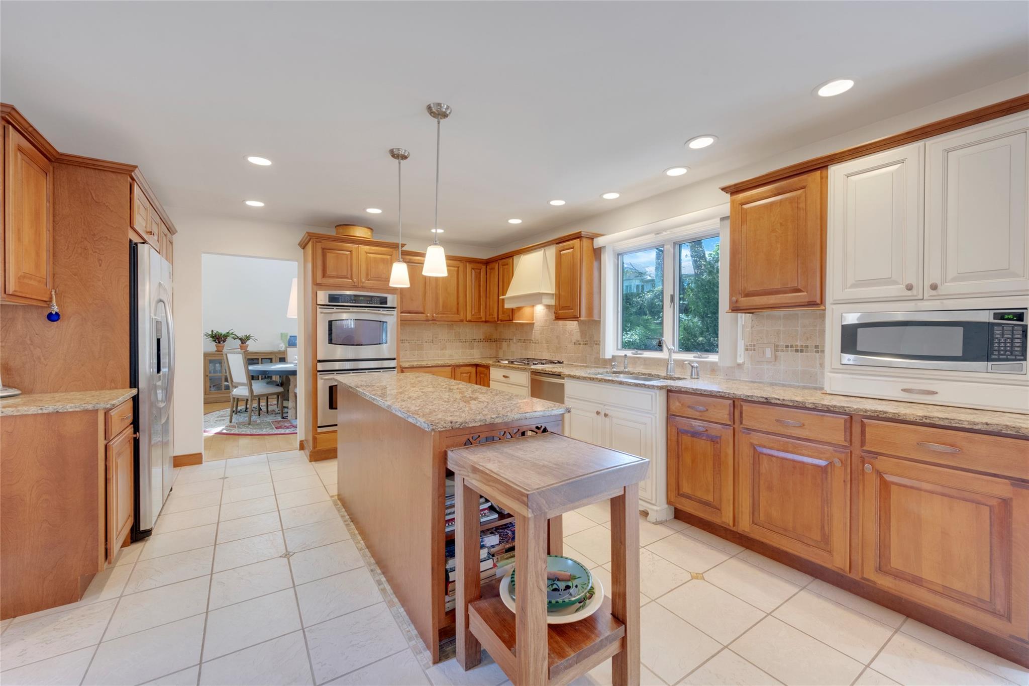 155 Barton Road, White Plains, New York image 5