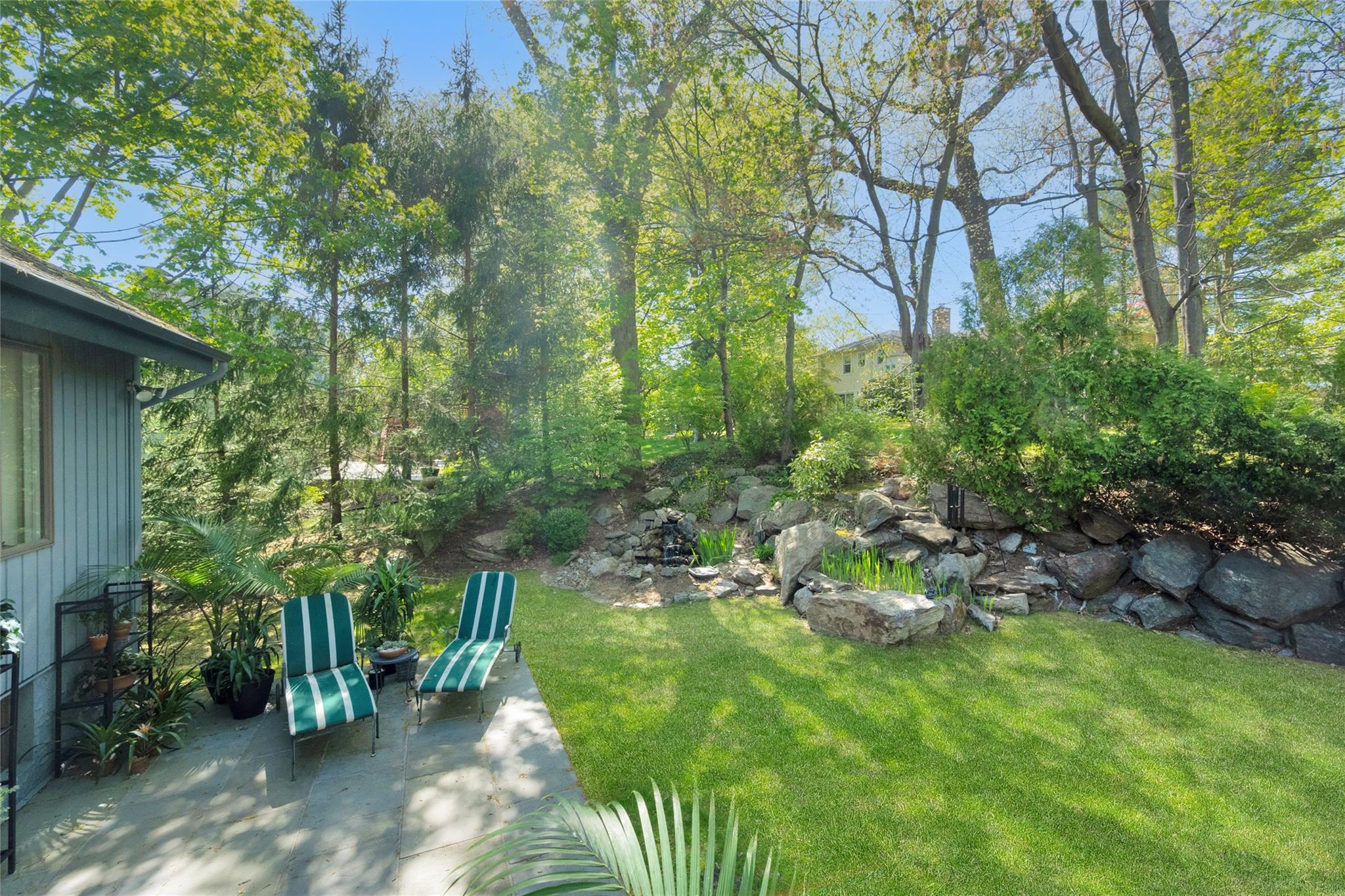 155 Barton Road, White Plains, New York image 31