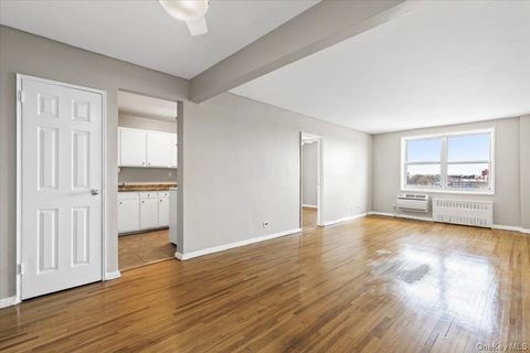 Homes For Sale - 3363 Sedgwick Avenue #6N<br/> Bronx, NY 10463