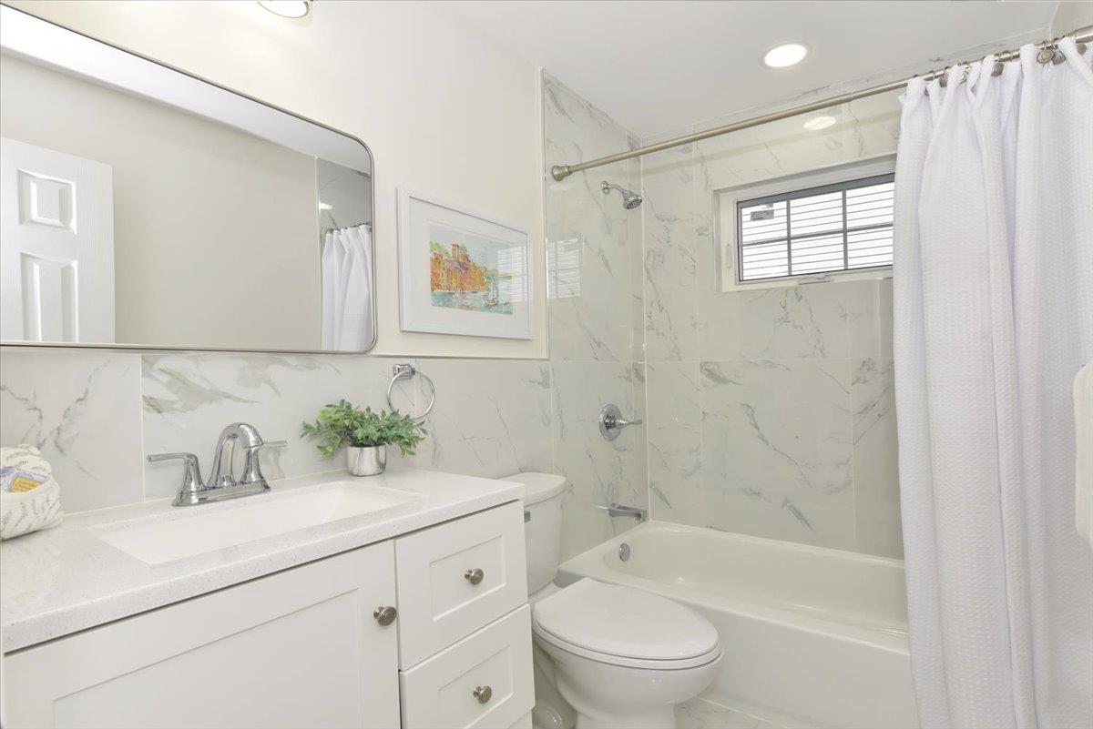 53 Hewlett Street, Hempstead, New York image 14