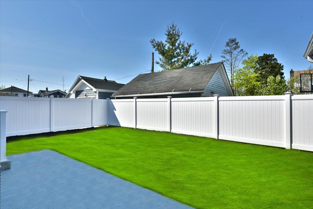 53 Hewlett Street, Hempstead, New York image 25