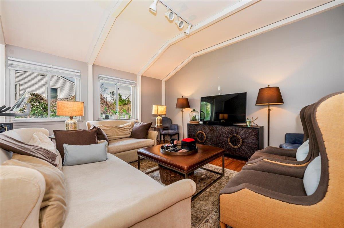 Atlantic Beach, New York 11509, United States, 4 Bedrooms Bedrooms, ,3 BathroomsBathrooms,Residential,Active,154087