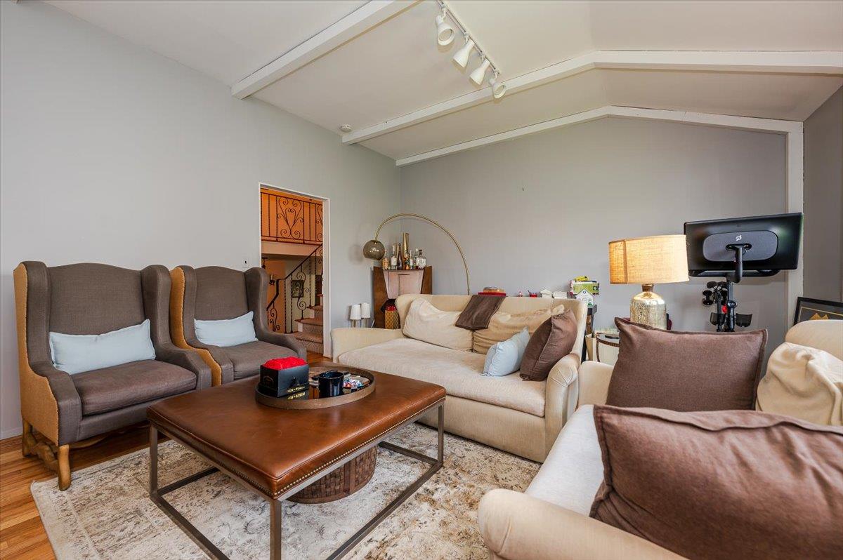 Atlantic Beach, New York 11509, United States, 4 Bedrooms Bedrooms, ,3 BathroomsBathrooms,Residential,Active,154087