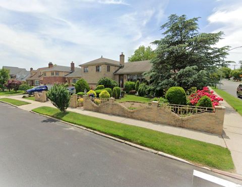 154-04 25 Avenue Whitestone NY 11357