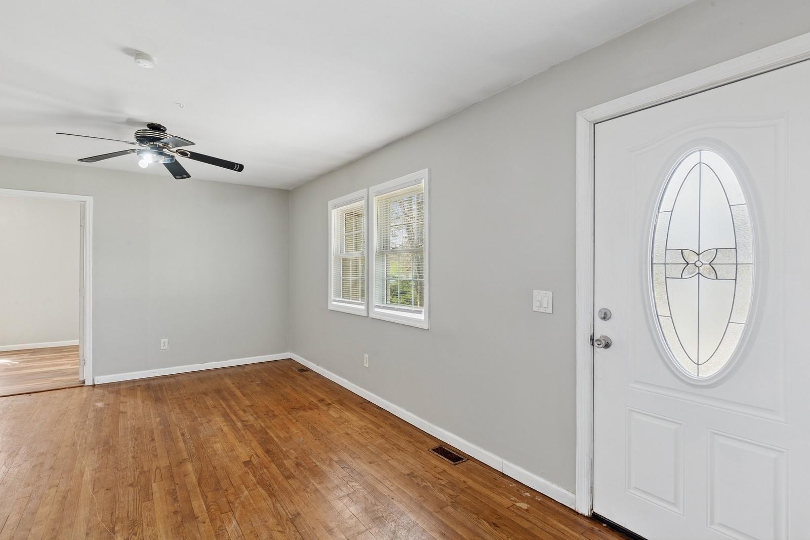 270 Louise Avenue, East Patchogue, New York image 14