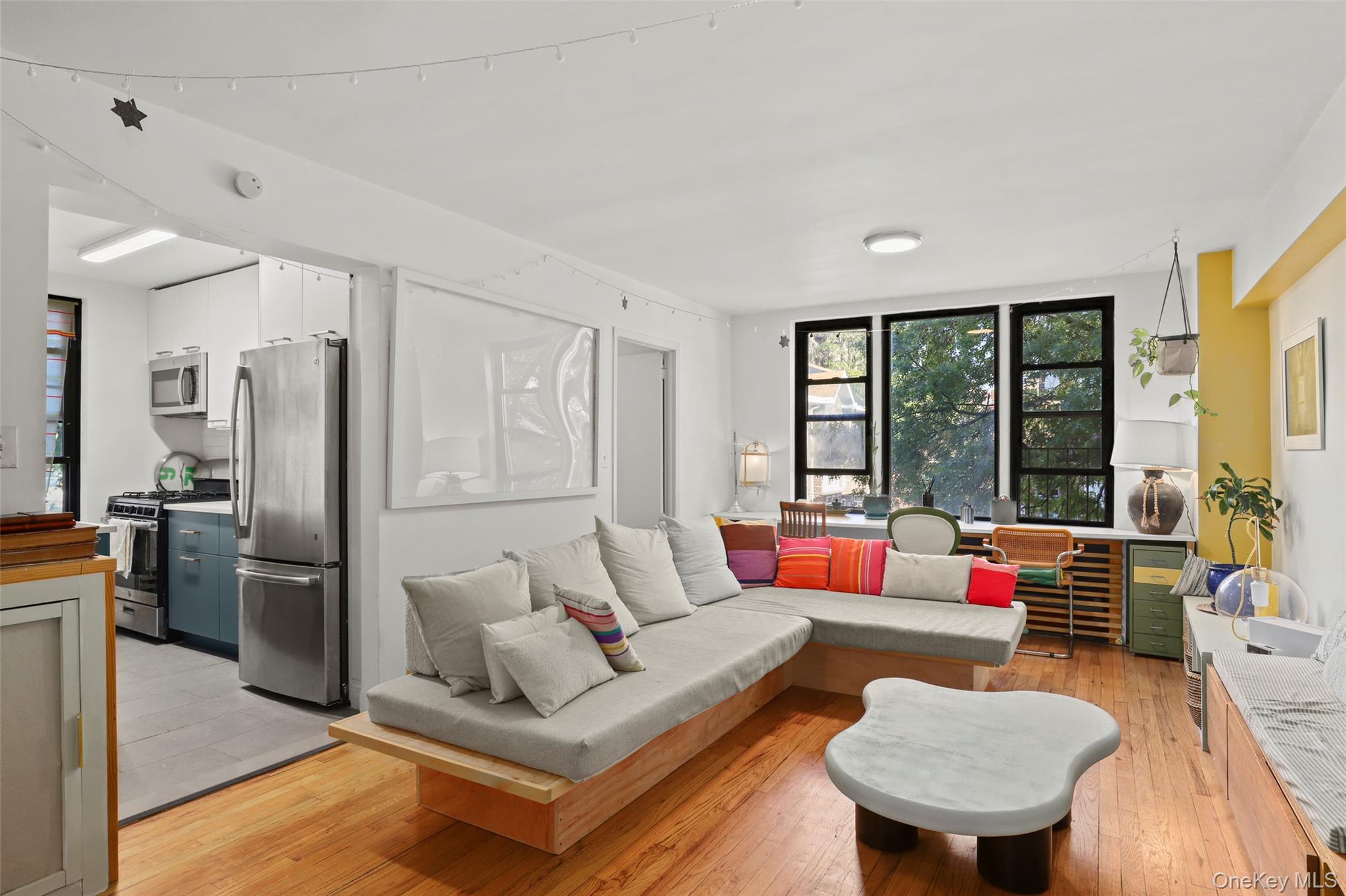 610 Waring Avenue 2T