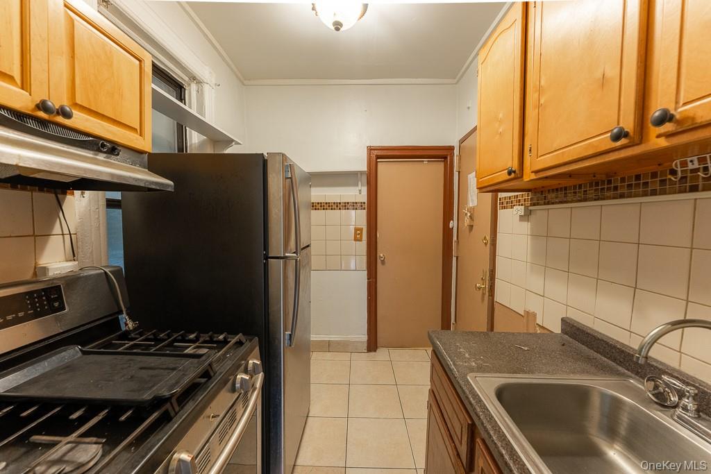 529 E. 12th Street C5