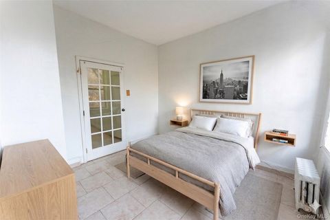 529 E. 12th Street C5 New York (Manhattan) NY 10009