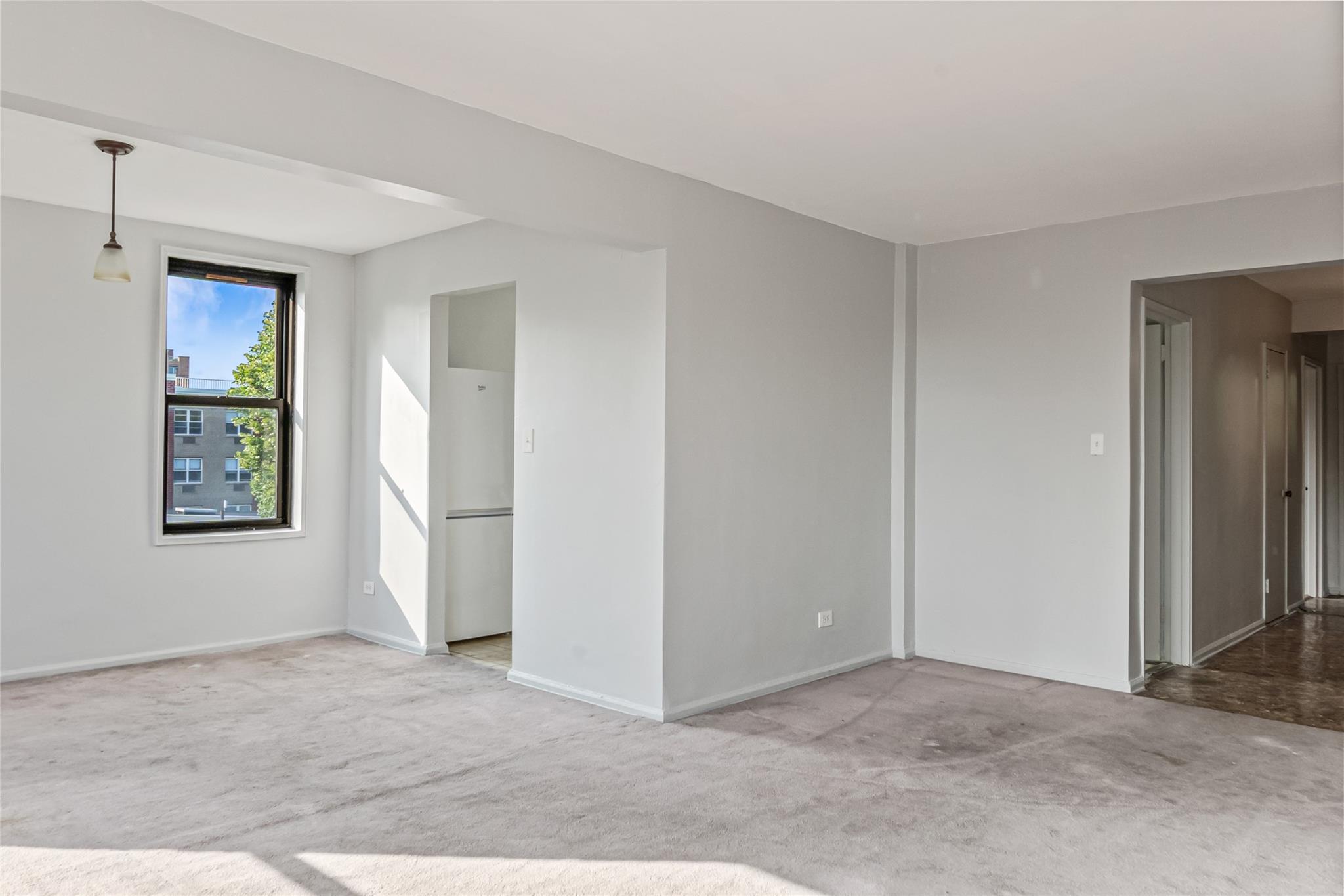 140-15 Holly Avenue #4E, Flushing, New York image 7