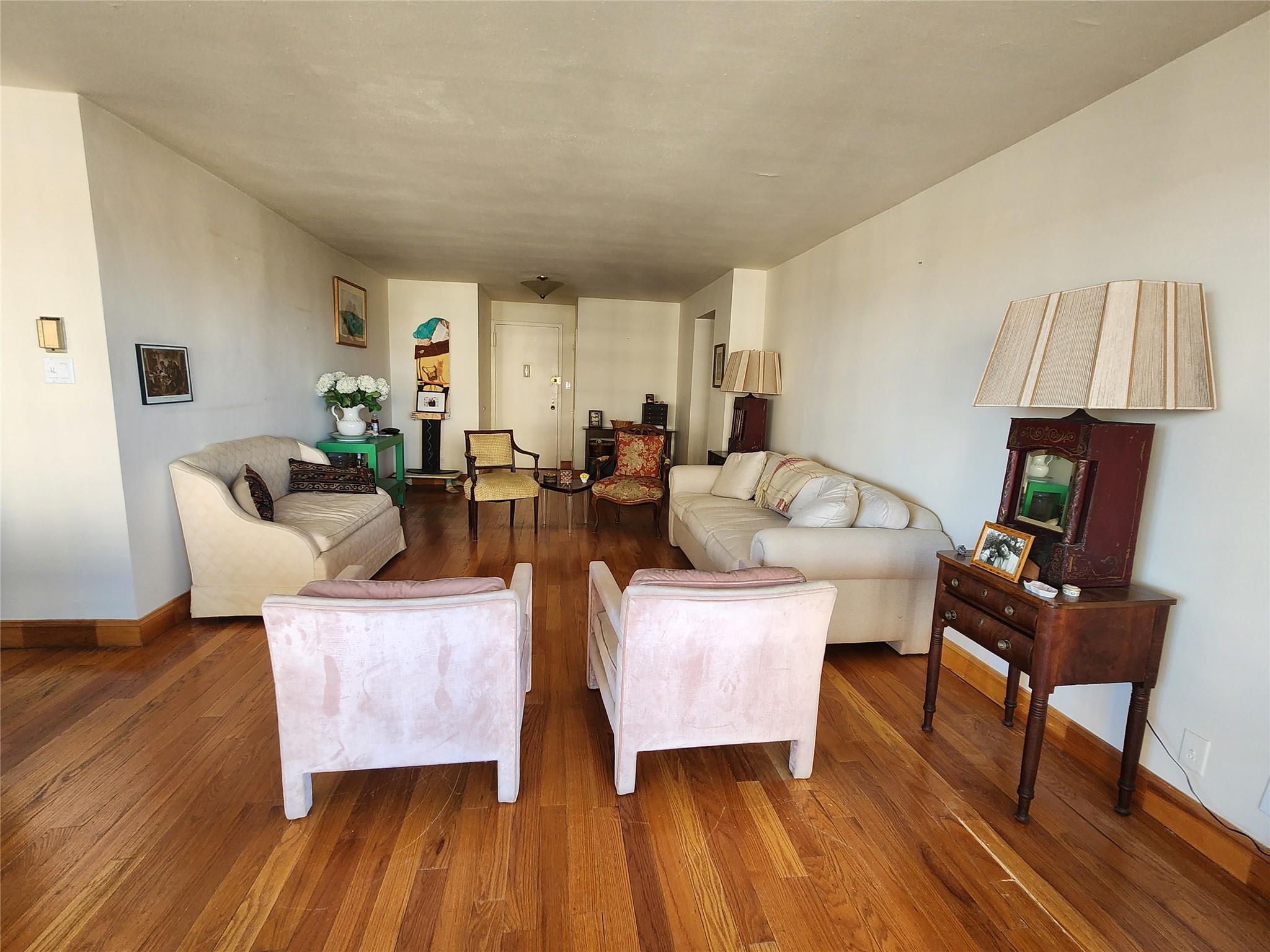 18-15 215th Street #6 M, New York, New York image 4