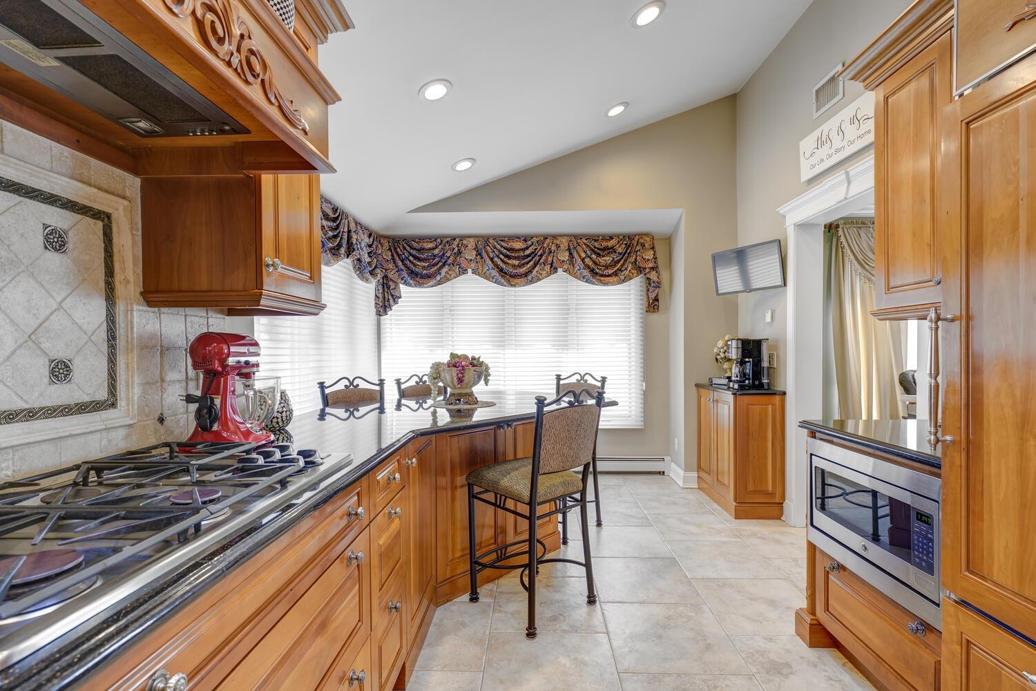 50 Townline Court, Hauppauge, New York image 4