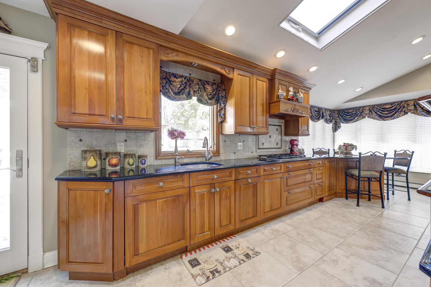 50 Townline Court, Hauppauge, New York image 7