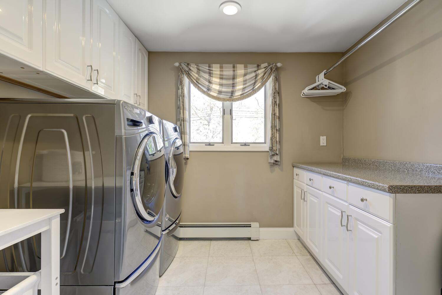 50 Townline Court, Hauppauge, New York image 18
