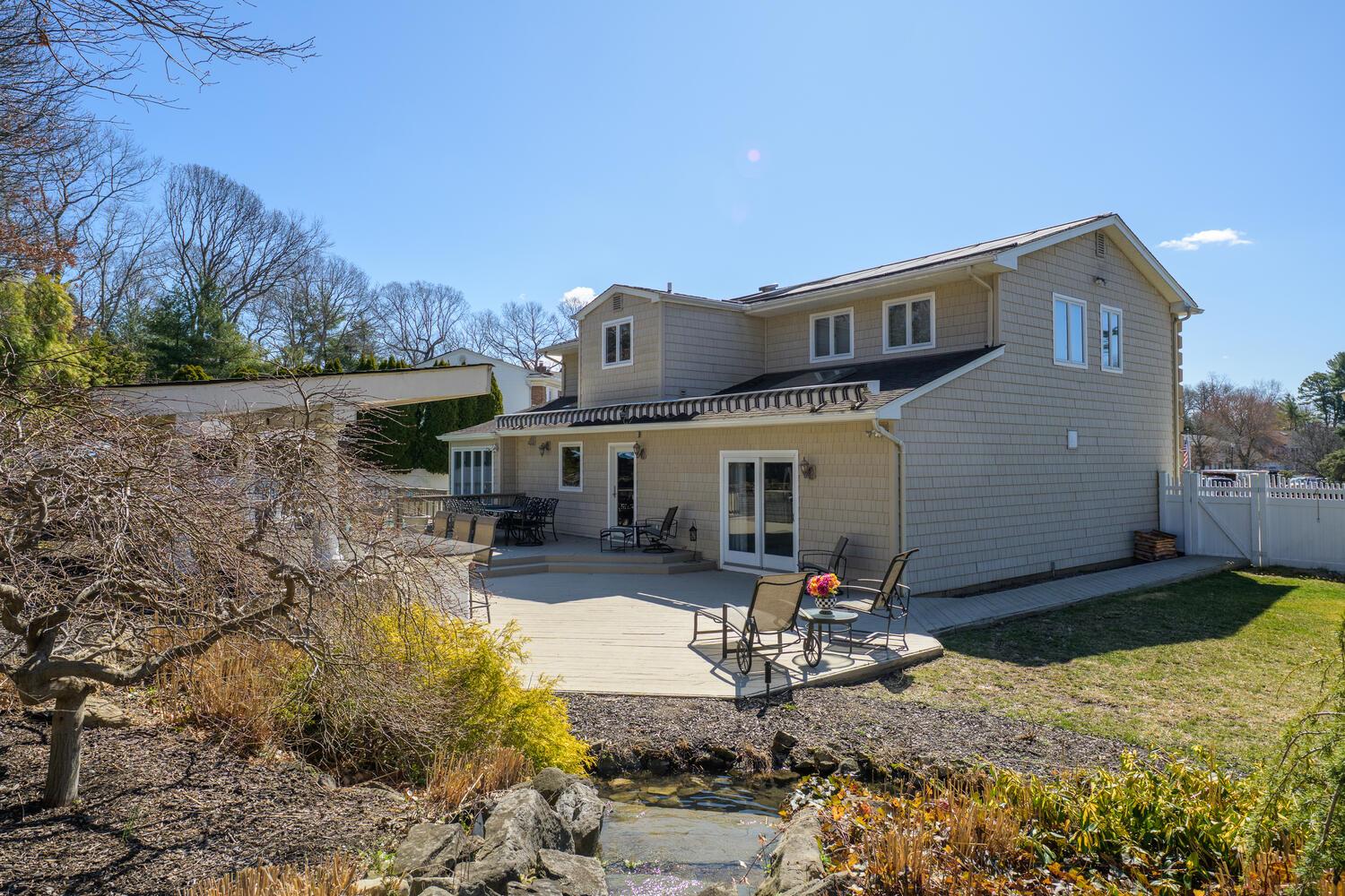 50 Townline Court, Hauppauge, New York image 29