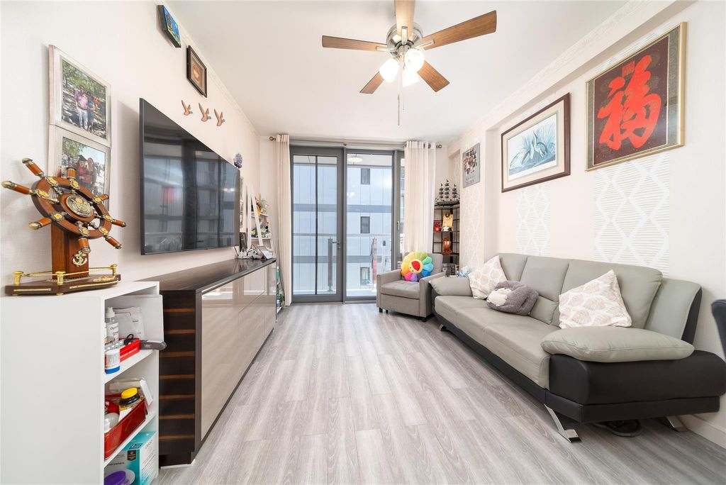 Photo of 144-27 Sanford Avenue #4K, Flushing, NY 11355 (MLS # 895553)