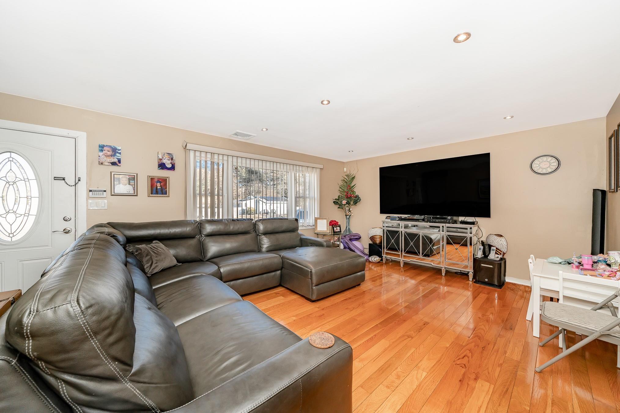84 N 1st Street, Brentwood, New York image 9