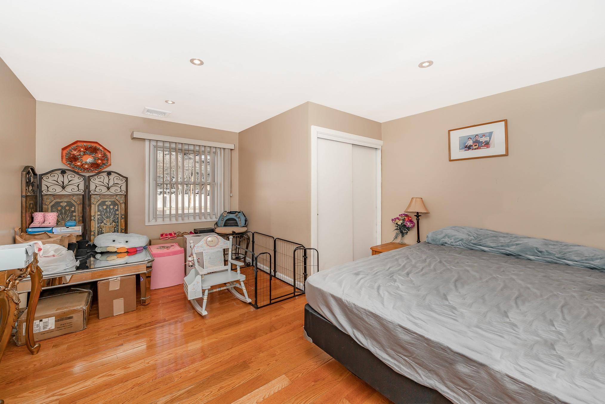 84 N 1st Street, Brentwood, New York image 16