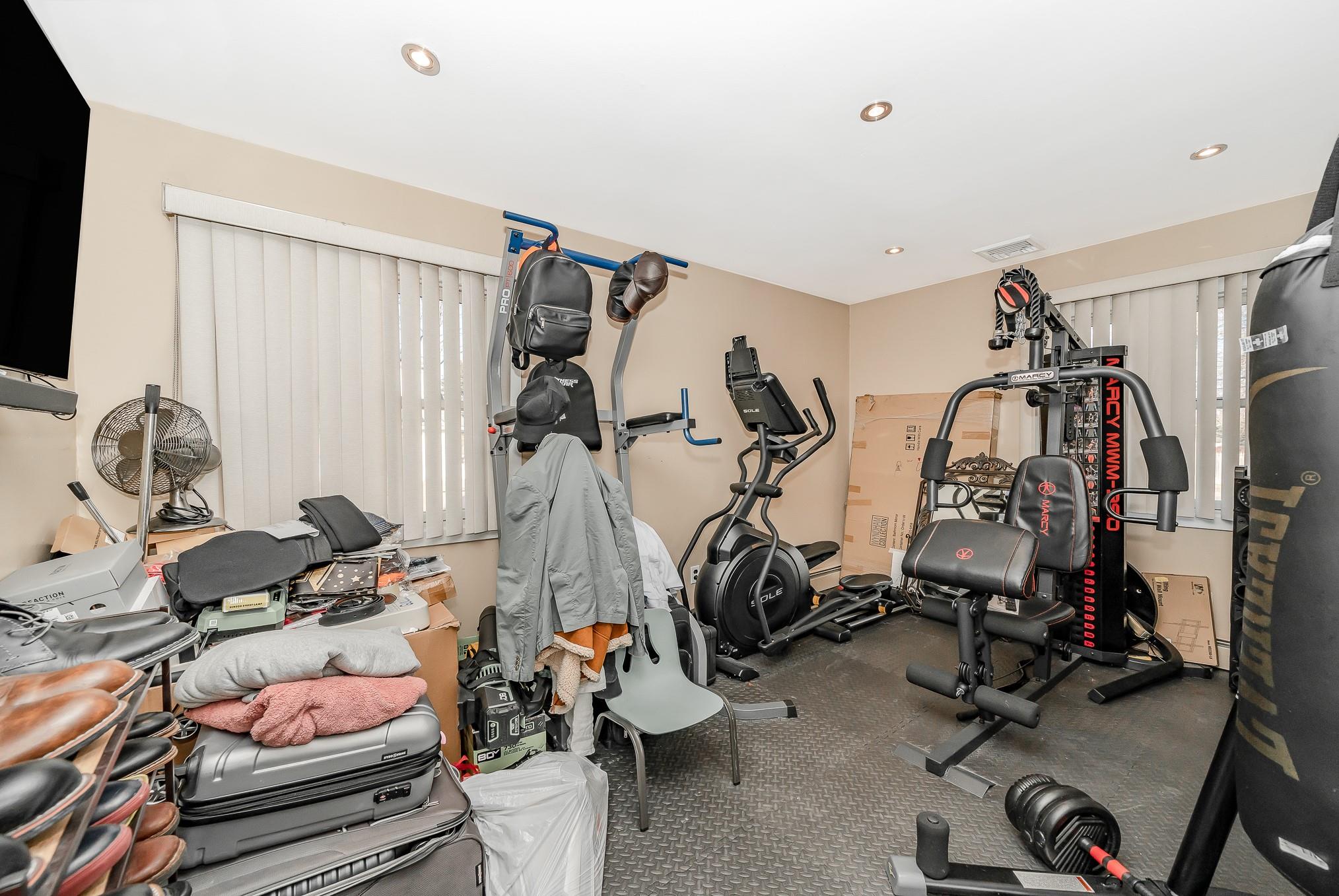84 N 1st Street, Brentwood, New York image 14