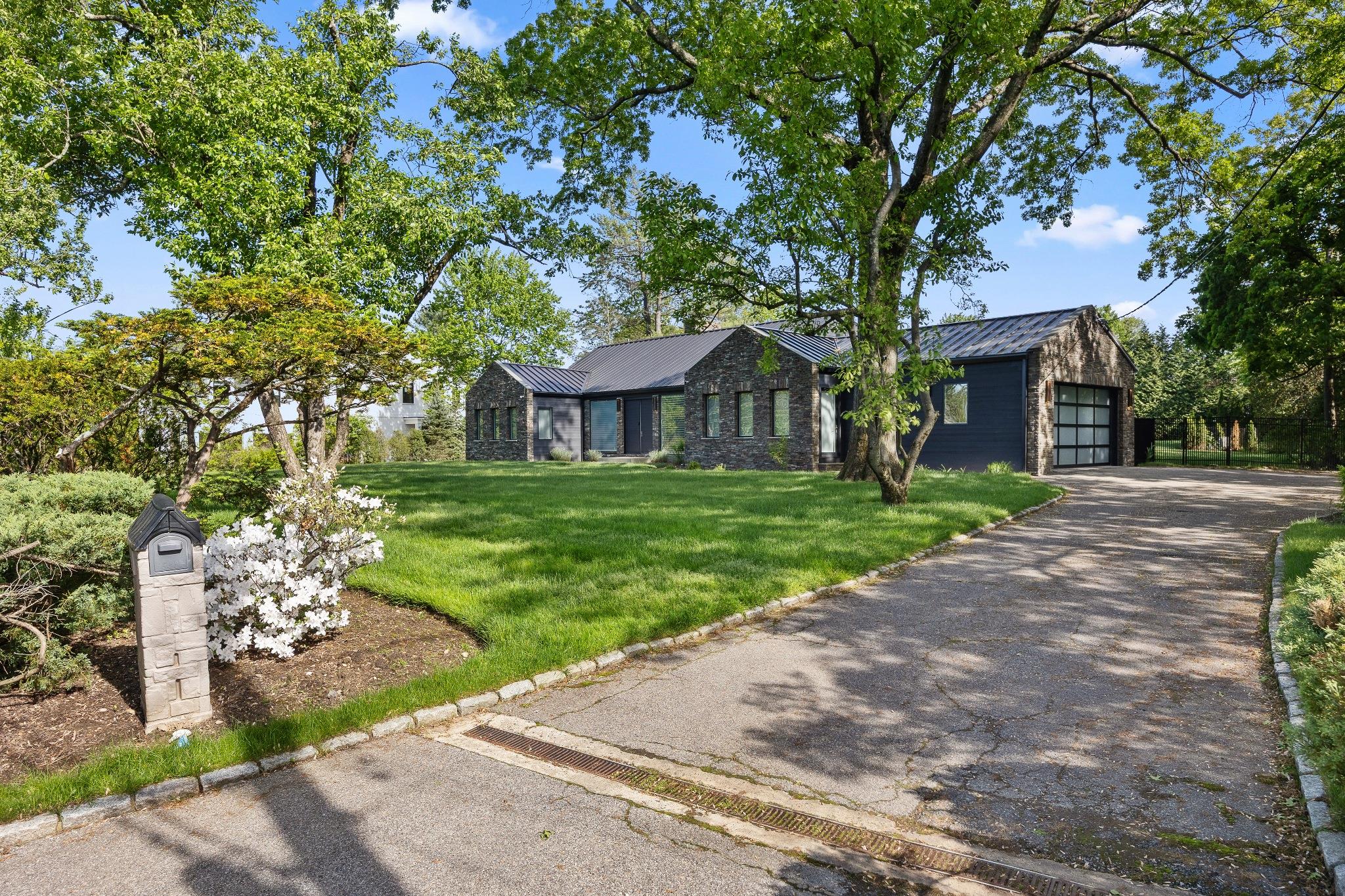 Rental Property at Sheldrake Road, Scarsdale, New York - Bedrooms: 4 
Bathrooms: 4 
Rooms: 9  - $25,000 MO.