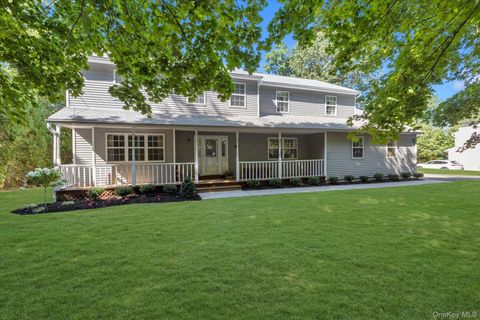 Photo of 98 Woodhull Road, Huntington, NY 11743 (MLS # 913176)