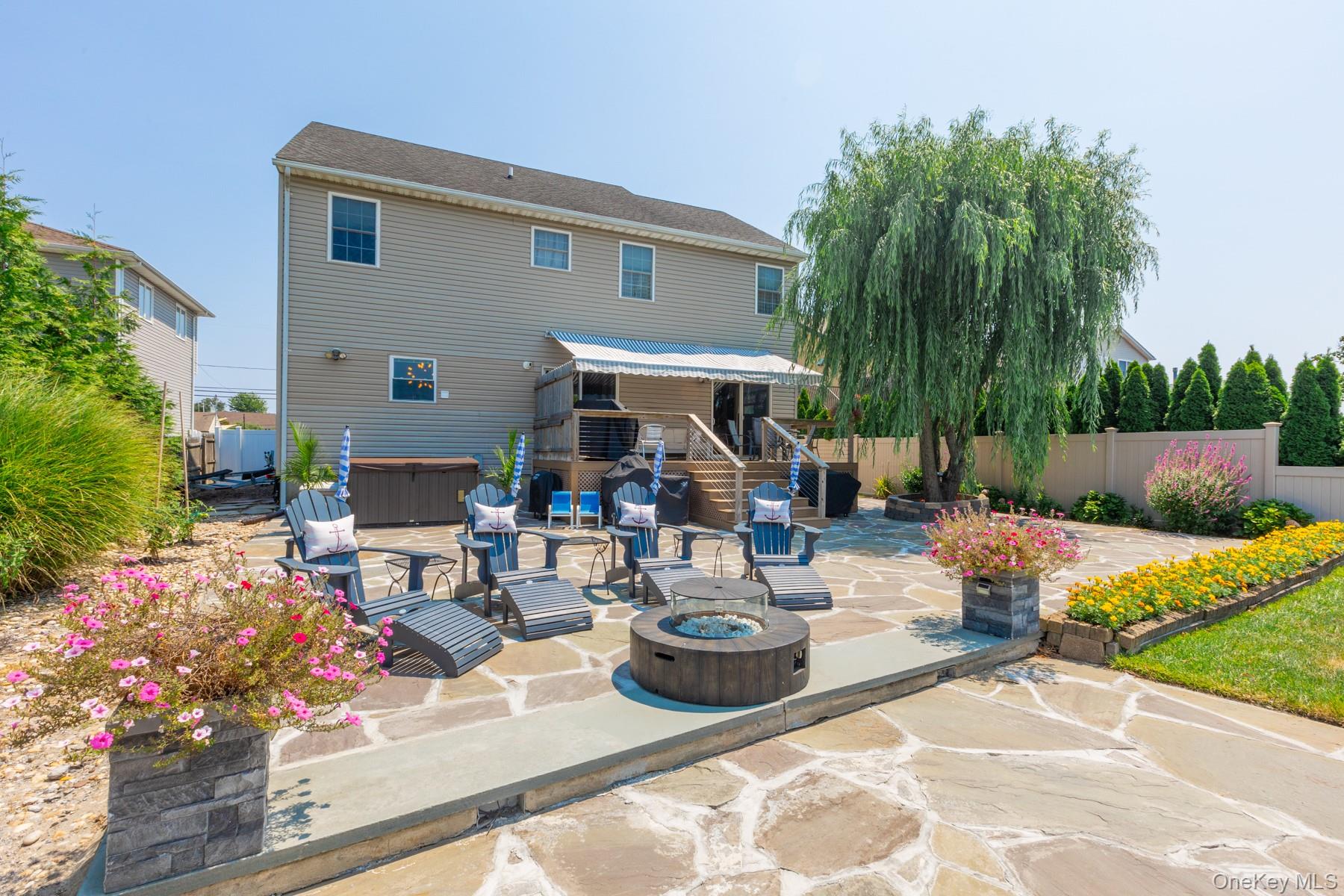 106 Surf Road