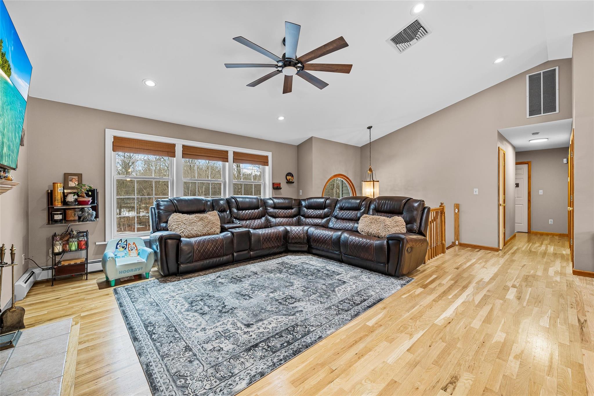 606 Twin Arch Road, Rock Tavern, New York image 10