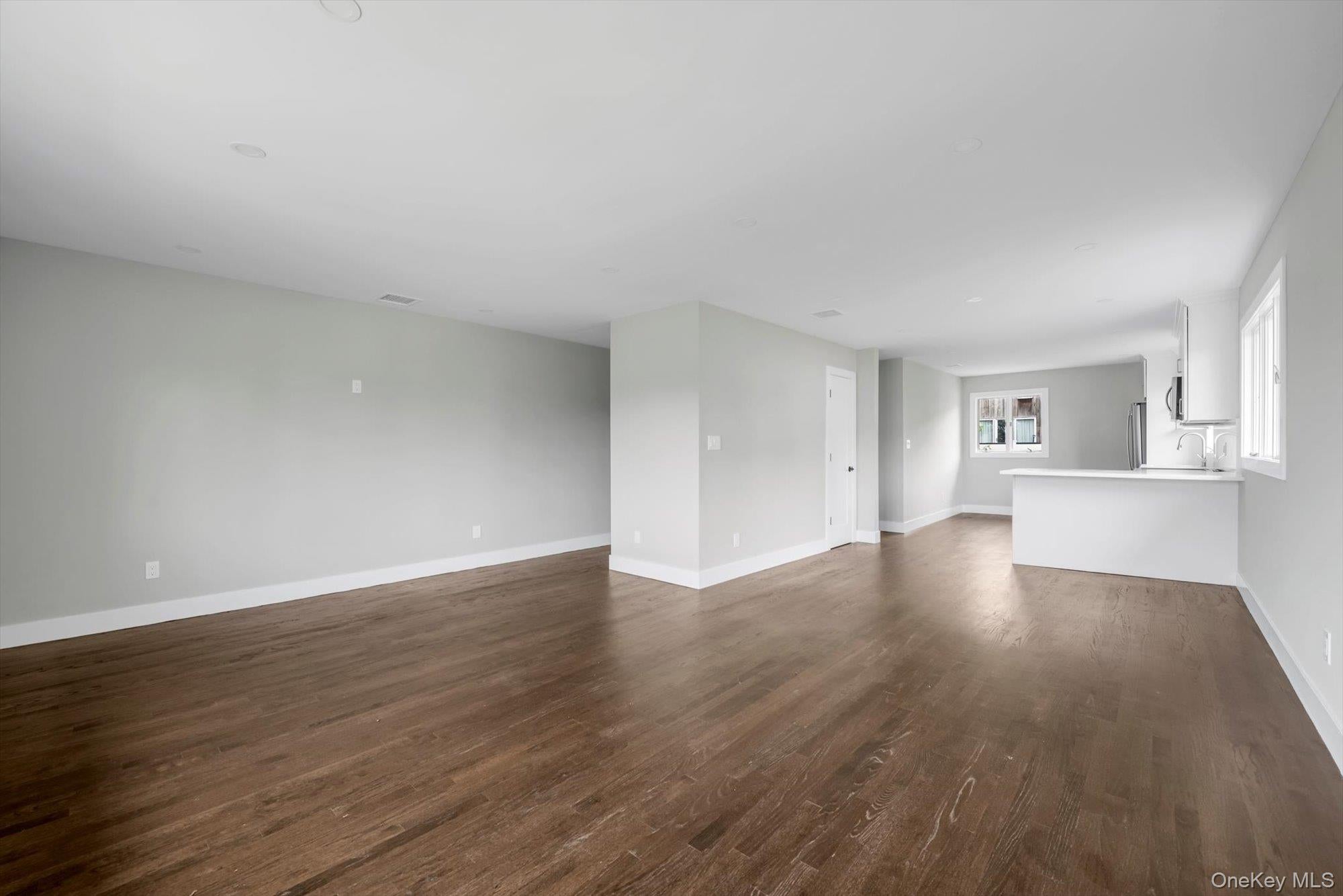 5 Linwood Road N