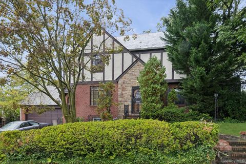 Photo of 18015 Dalny Road, Jamaica Estates, NY 11432 (MLS # 924737)