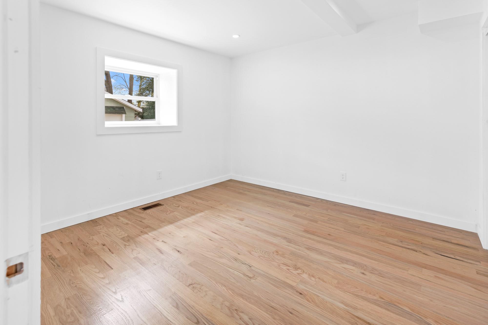 26 Dawson Avenue, Kings Park, New York image 13