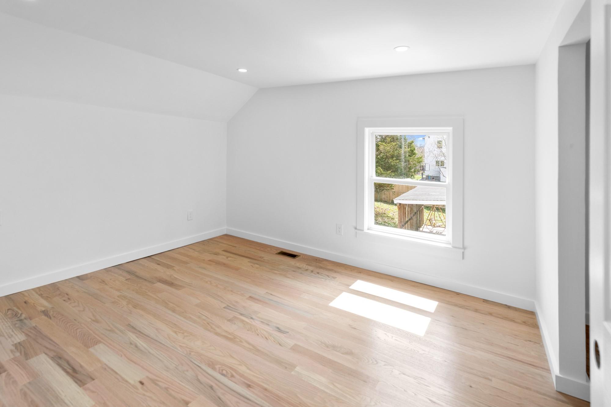 26 Dawson Avenue, Kings Park, New York image 22