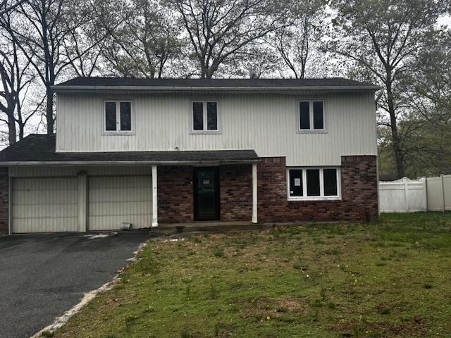 6 Barclay Drive, Coram, New York image 1