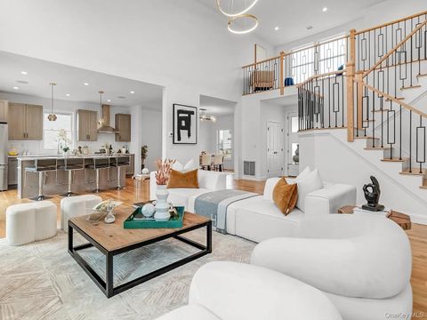 Homes For Sale - 11 Rustic Drive<br/> Rock Tavern, NY 12575