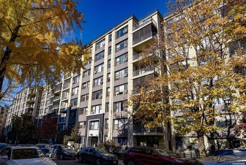 Homes For Sale - 98-34 63rd Drive #7D<br/> Rego Park, NY 11374