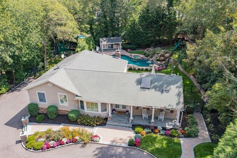 5 Butternut Court Dix Hills NY 11746