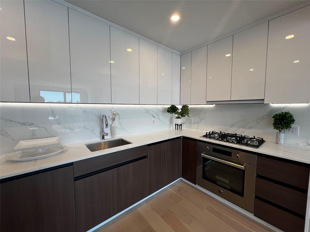 Photo of 144-49 Northern Blvd Blvd #213, Flushing, NY 11354 (MLS # 829101)