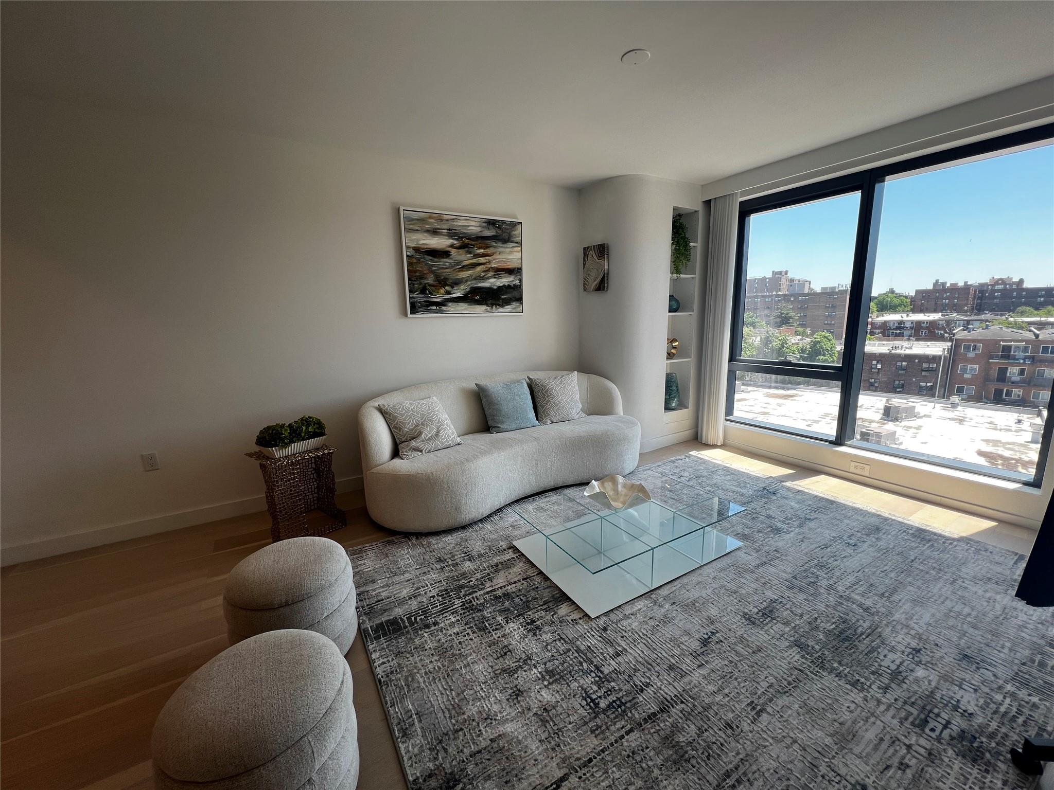 Property for Sale at Northern Blvd Blvd 213, Flushing, Queens, NY - Bedrooms: 2 
Bathrooms: 2 
Rooms: 5  - $1,099,000
