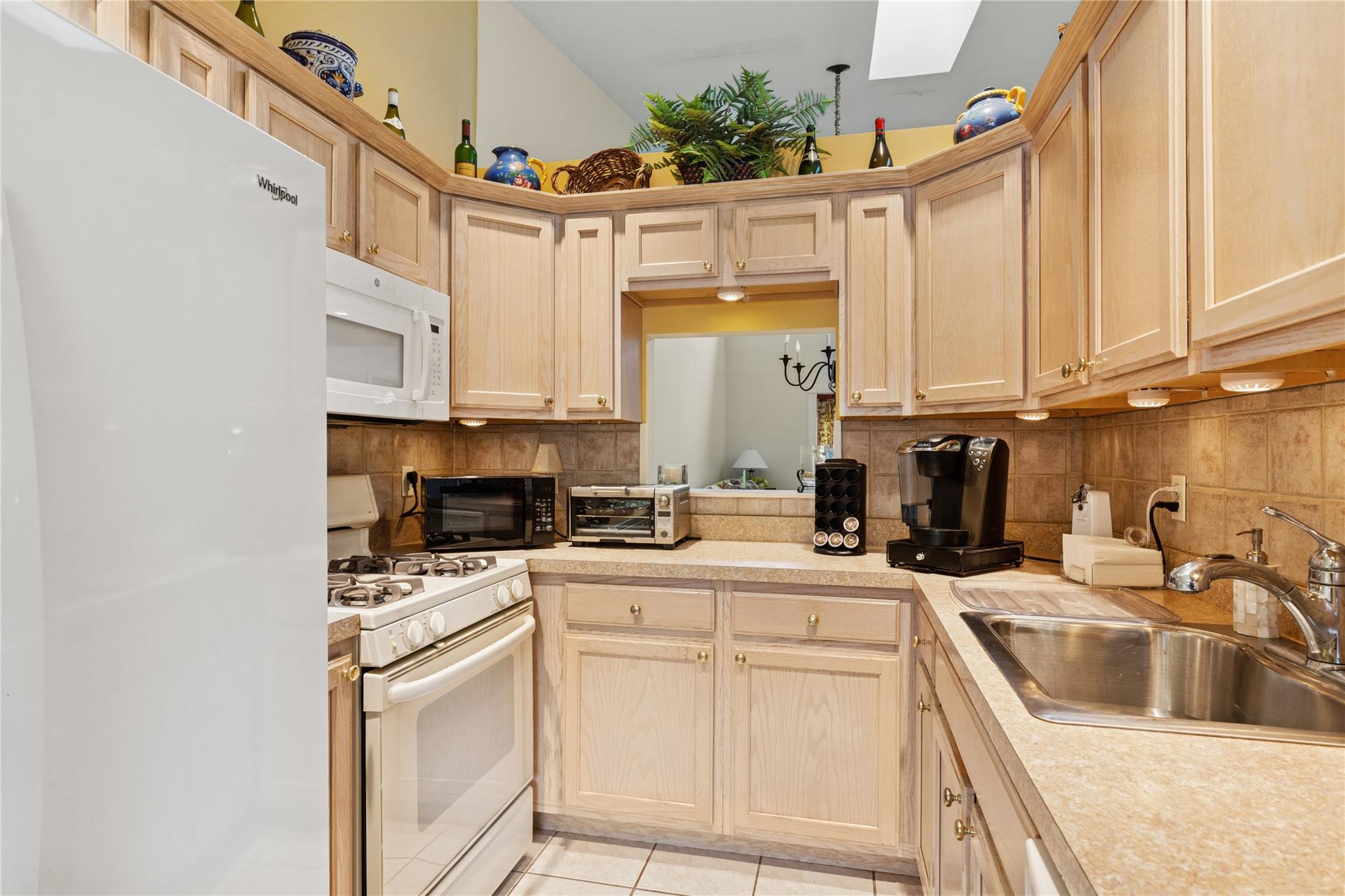 552 Birchwood Park Drive, Middle Island, New York image 7