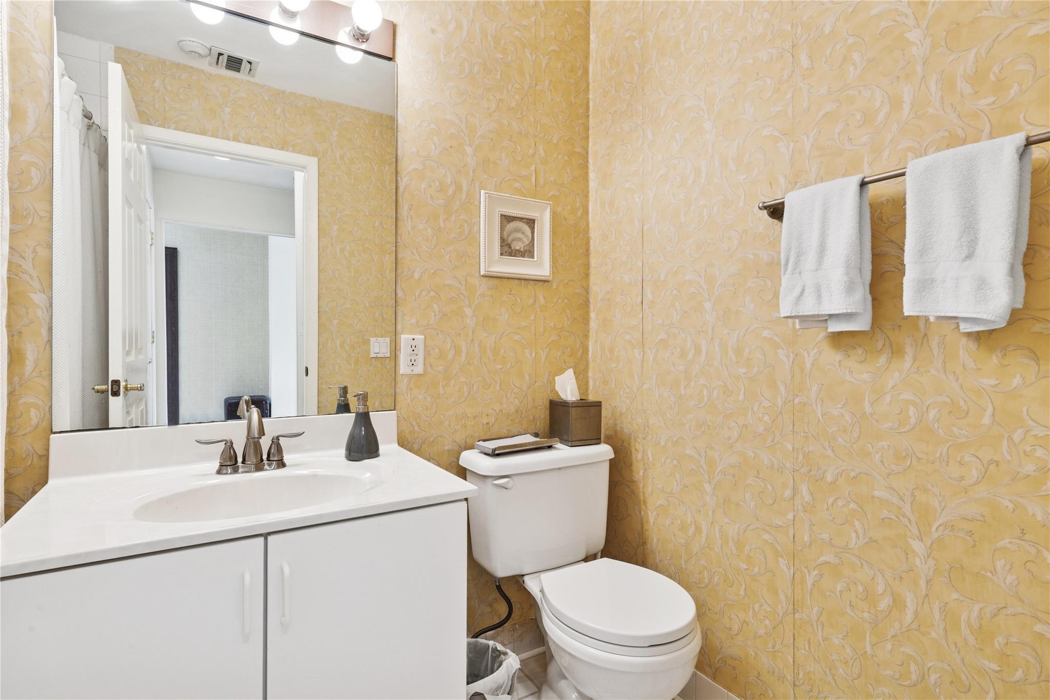 552 Birchwood Park Drive, Middle Island, New York image 21