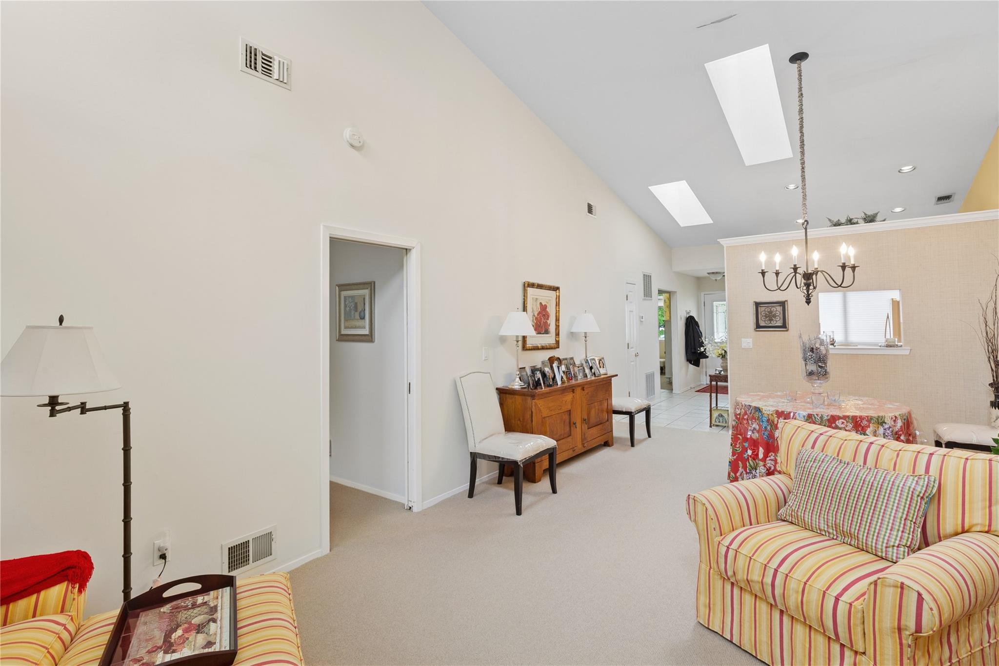 552 Birchwood Park Drive, Middle Island, New York image 12