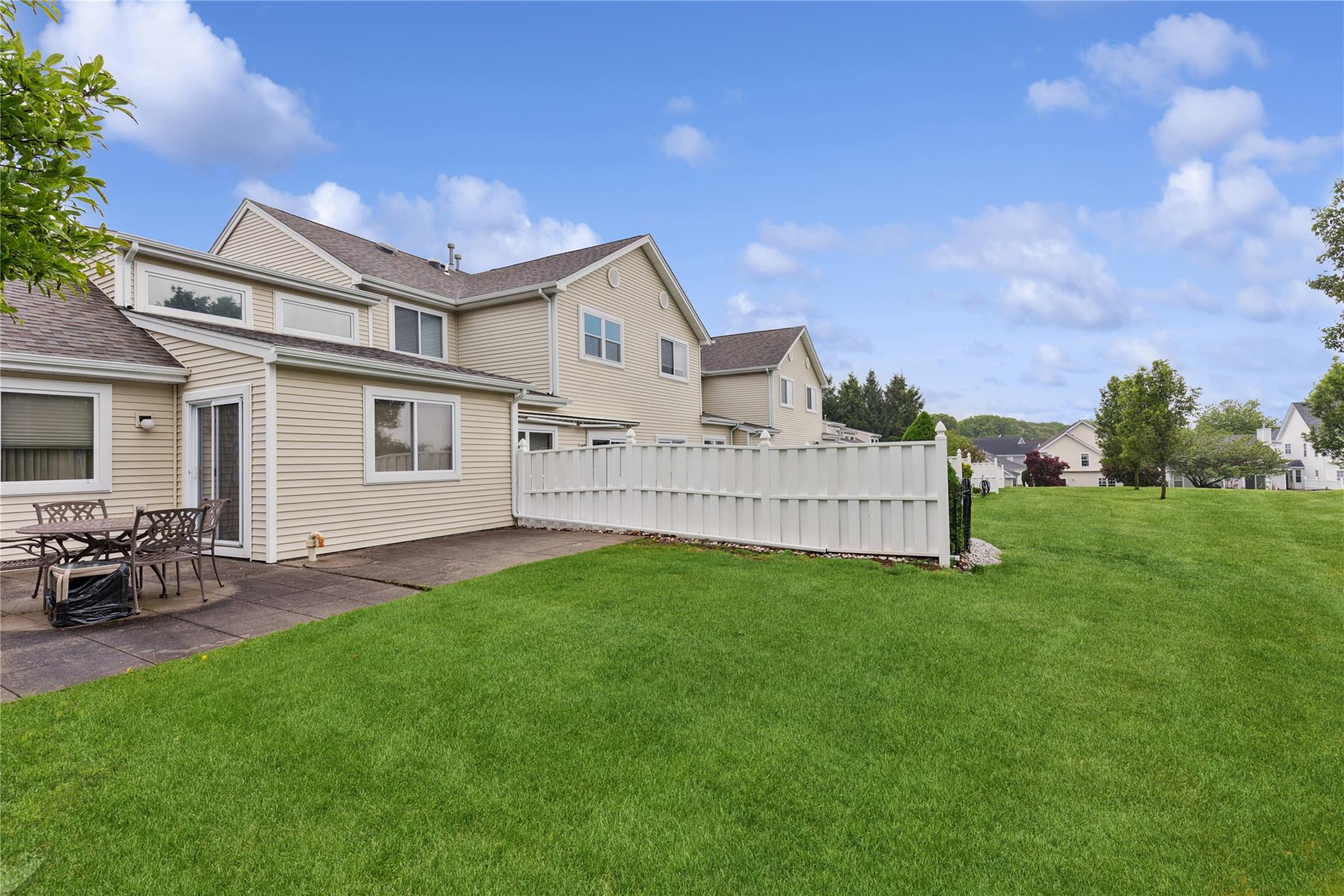 552 Birchwood Park Drive, Middle Island, New York image 31