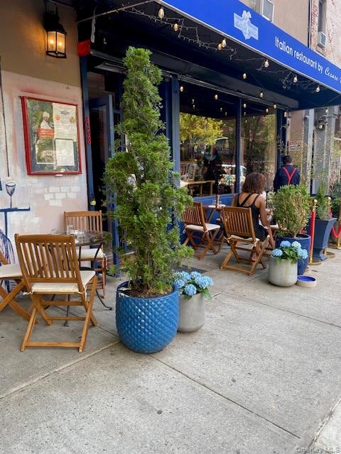 468 W 47th Street