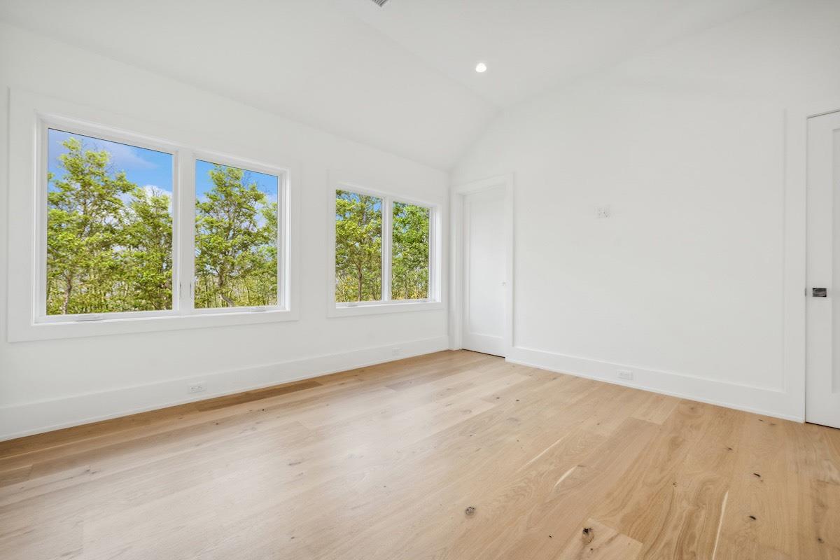10 Broadwood Court, Wainscott, New York image 25