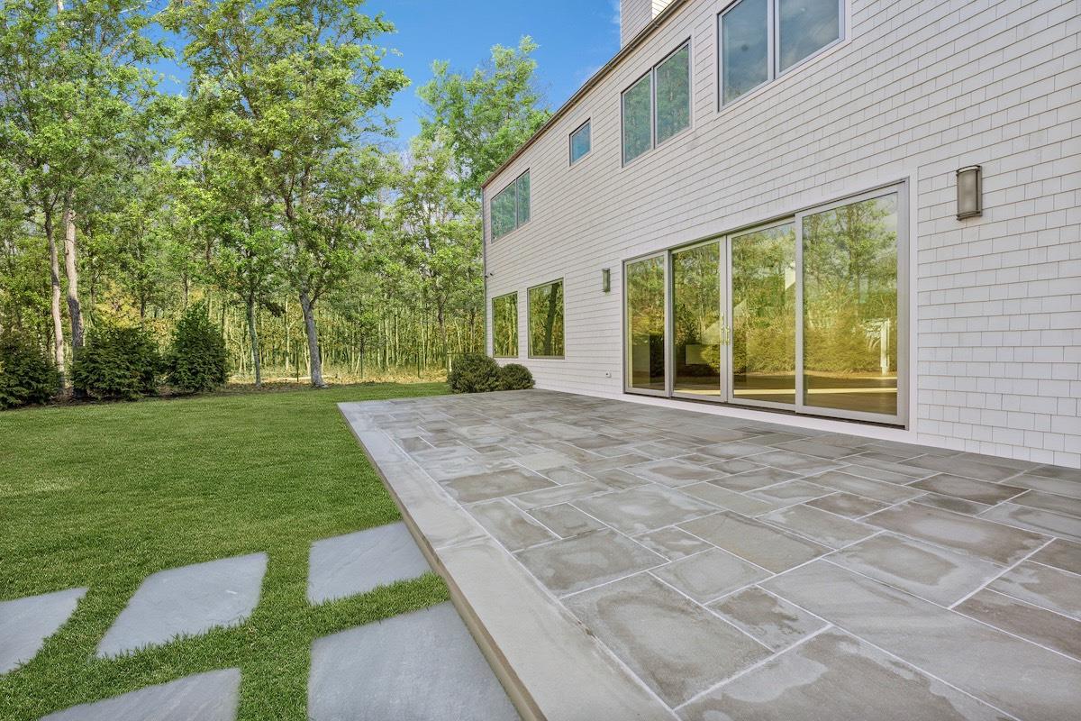 10 Broadwood Court, Wainscott, New York image 33