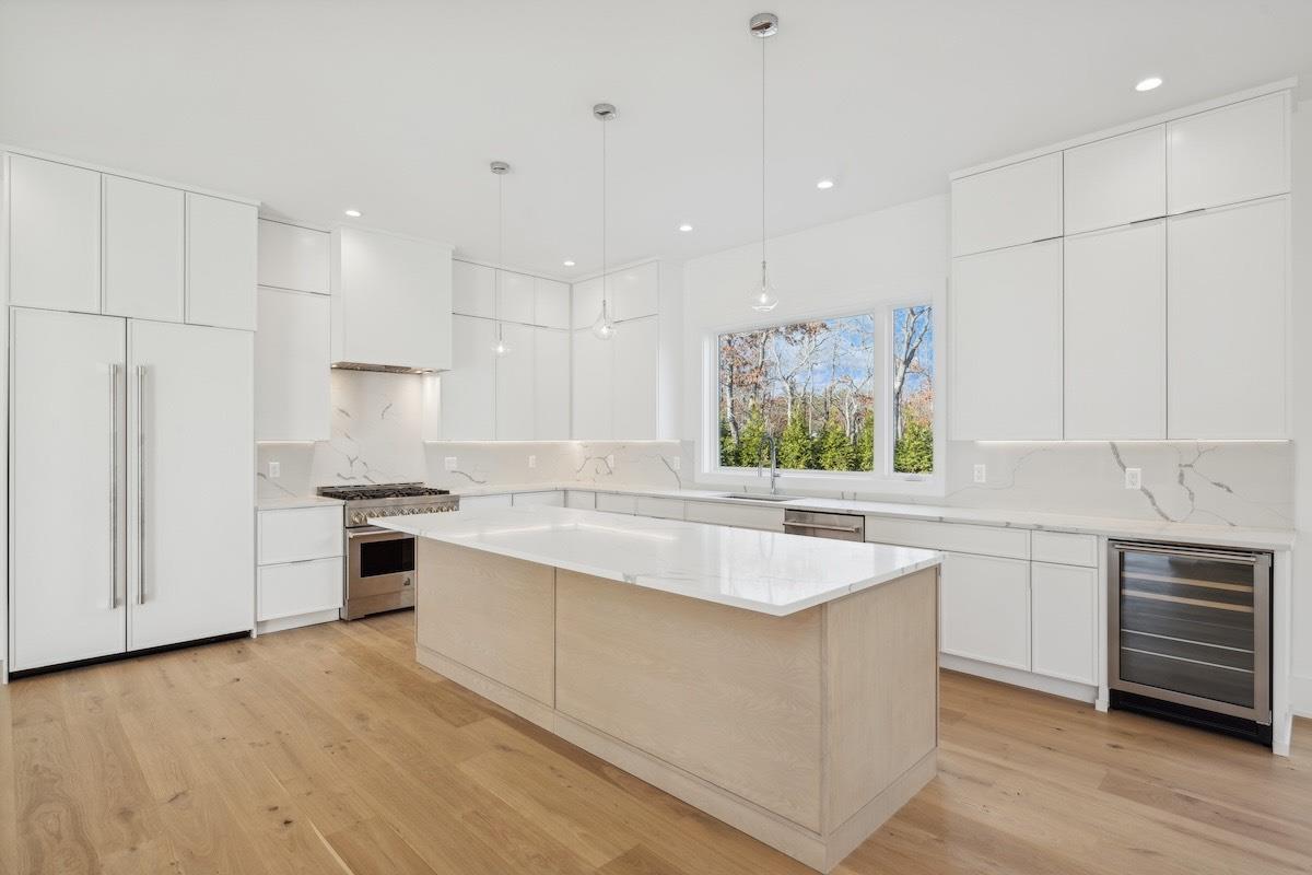10 Broadwood Court, Wainscott, New York image 8