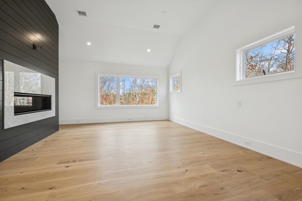 10 Broadwood Court, Wainscott, New York image 17
