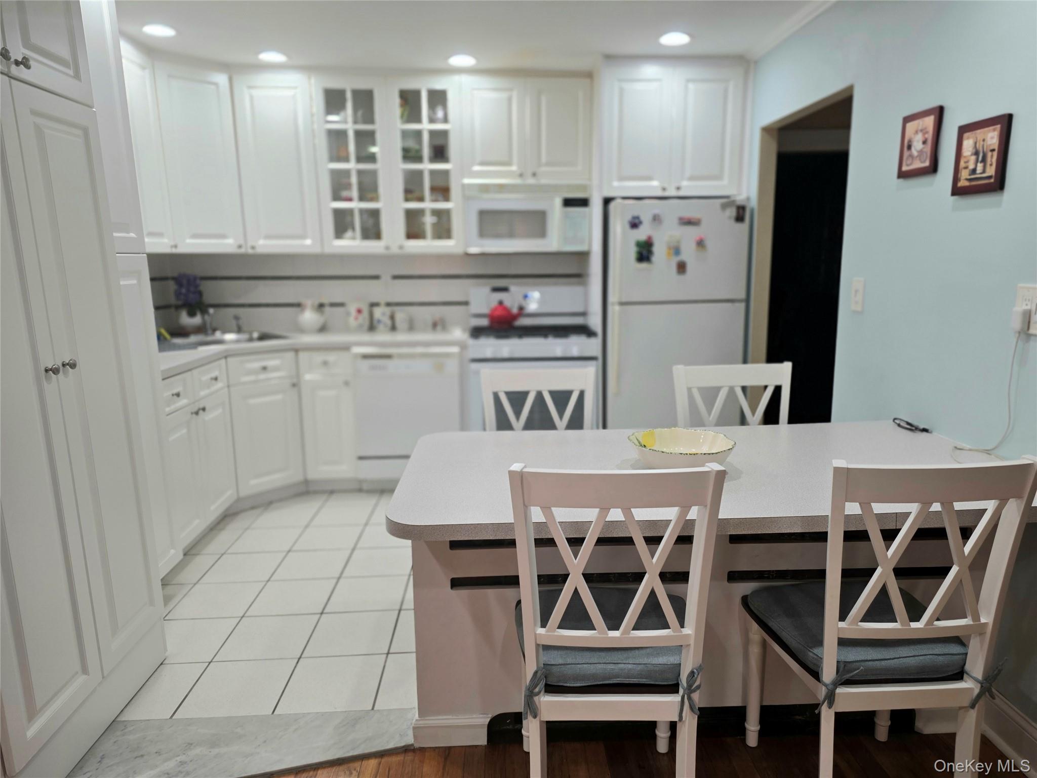 18-21 215th Street TH 24